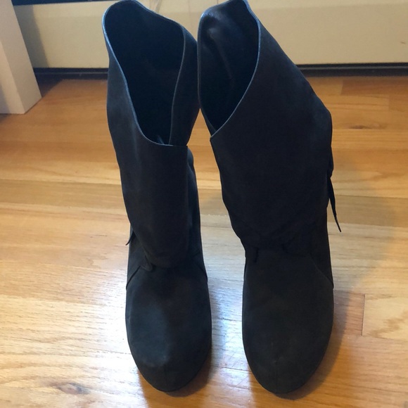 Vera Wang Lavender Fletcher wrapped wedge boot - Picture 3 of 7